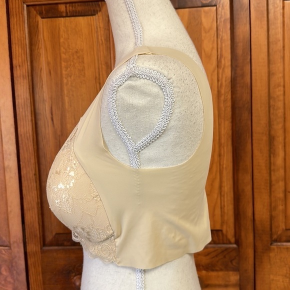 Women Solid Lace Bralette Front Closure Vest Wireless Deep V Bra 6L - Picture 3 of 9